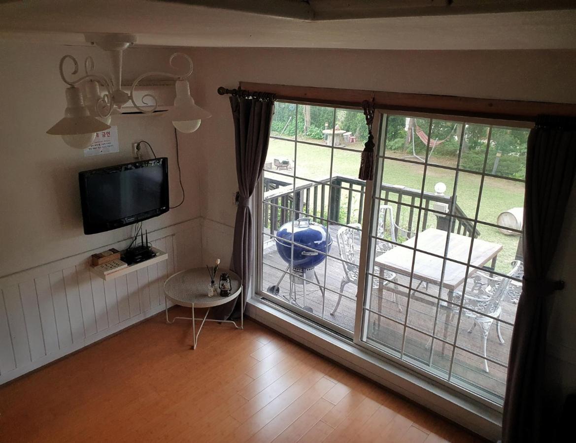 Popcorn House Pension Gapyeong Extérieur photo
